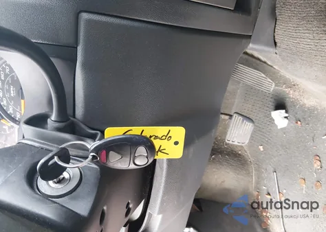 2005 Chevrolet Colorado Ls z USA, uszkodzony, nr VIN 1GCDT136X58211035